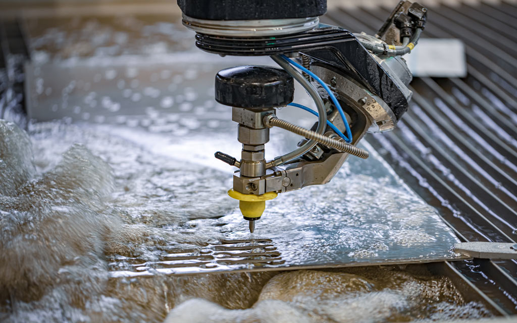 Wasserstrahlschneiden mit modernen CNC-Maschinen